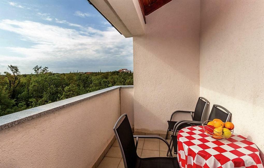 Amz Ap3 Apartment Jadranovo Exterior photo